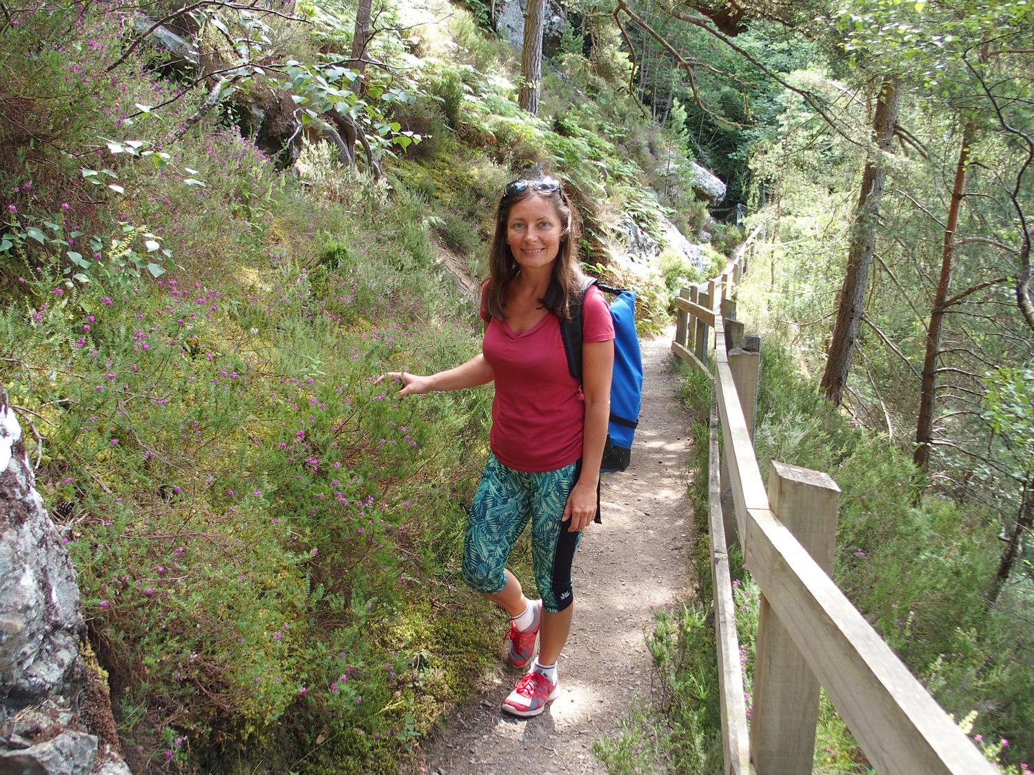 Szlatki Katalin tra Skcia Loch Ness